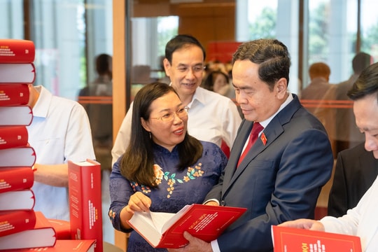 Ra mắt cuốn sách của Tổng Bí thư về Quốc hội trong tiến trình đổi mới