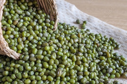 Nấu cháo thêm đậu xanh, hạt sen, gừng tươi… tốt cho sức khỏe