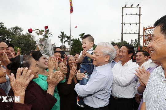 Tổng Bí thư Nguyễn Phú Trọng: Trọn một đời vì Đảng, vì dân