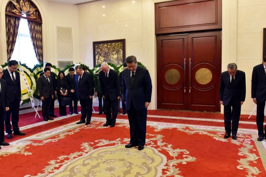 Tổng Bí thư, Chủ tịch Trung Quốc Tập Cận Bình đến Đại sứ quán Việt Nam tại Trung Quốc viếng Tổng Bí thư Nguyễn Phú Trọng