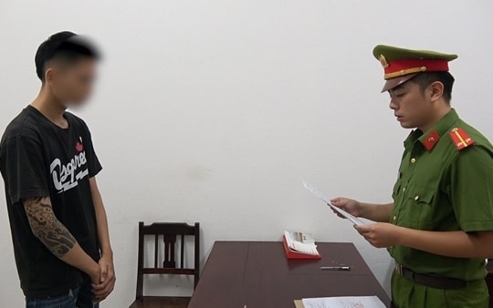 Điều khiển mô tô không bằng lái, gây tai nạn chết người