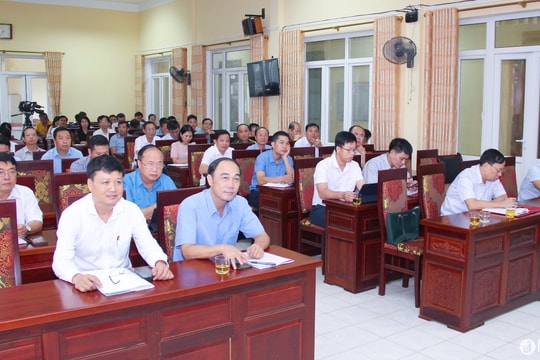 Thông tin đầy đủ đến cán bộ, đảng viên về thân thế, sự nghiệp của Tổng Bí thư Nguyễn Phú Trọng