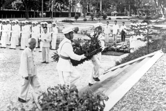 Tấm lòng của Chủ tịch Hồ Chí Minh với thương binh, bệnh binh, gia đình liệt sĩ và người có công