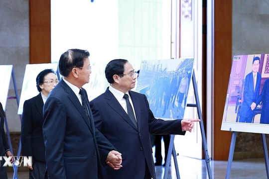 Tổng Bí thư, Chủ tịch nước Lào đánh giá cao vai trò Tổng Bí thư Nguyễn Phú Trọng