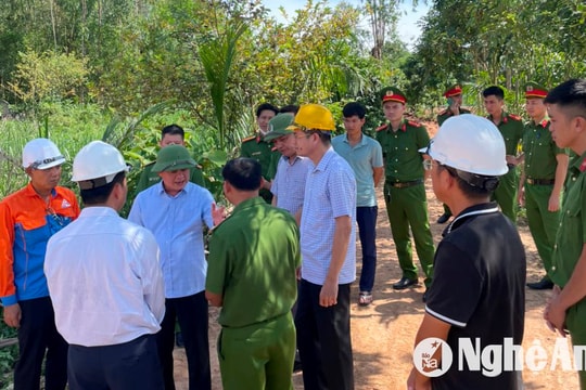 Bí thư Tỉnh ủy Nghệ An Thái Thanh Quý tới hiện trường, chỉ đạo xử lý phát sinh liên quan đến thi công dự án đường dây 500kV