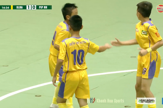 Thắng trận thứ 2, U11 Sông Lam Nghệ An giành vé vào tứ kết Giải nhi đồng toàn quốc