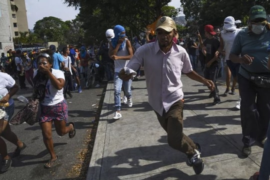 Đã có tiếng súng ở thủ đô Caracas của Venezuela