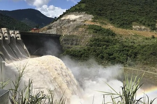 Tăng lưu lượng xả nước hồ chứa thủy điện Khe Bố