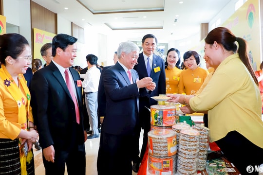 Đồng chí Đỗ Văn Chiến: Chú trọng xây dựng đội ngũ cán bộ Mặt trận tận tụy, trách nhiệm, kỷ cương, năng động