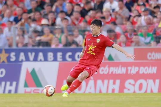 Vì sao Hồng Lĩnh Hà Tĩnh rất tích cực trên thị trường chuyển nhượng?