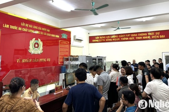 Triển khai bấm biển số xe online, vẫn còn vướng mắc