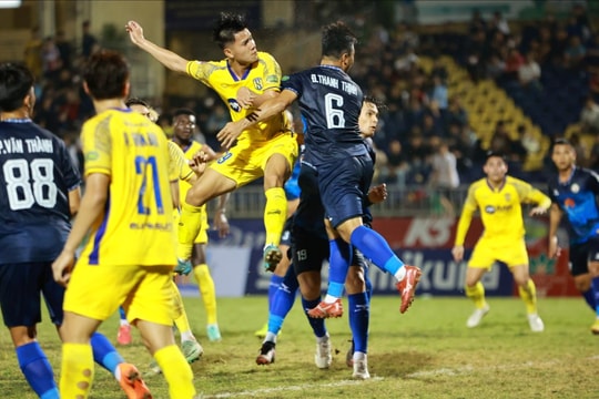 Tìm lời giải cho hàng tiền vệ của Sông Lam Nghệ An ở mùa giải mới