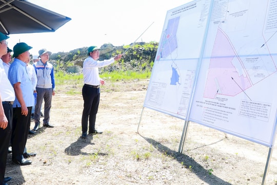 Bí thư Tỉnh ủy Thái Thanh Quý khảo sát công tác giải phóng mặt bằng tại KCN Hoàng Mai II