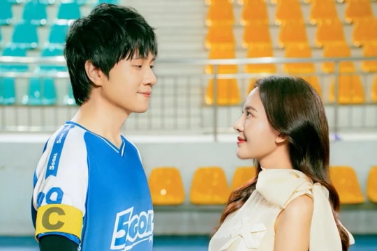 Vương Anh Tú thay đổi ngỡ ngàng khi kết đôi cùng nữ diễn viên phim Chúng ta của 8 năm sau