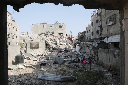 Cuộc không kích của Israel vào trường học ở Gaza khiến hơn 100 người thiệt mạng