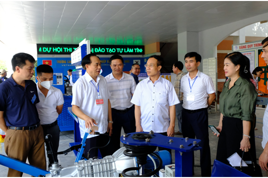 Doanh nghiệp 'đỏ mắt' tìm nhân lực chất lượng cao