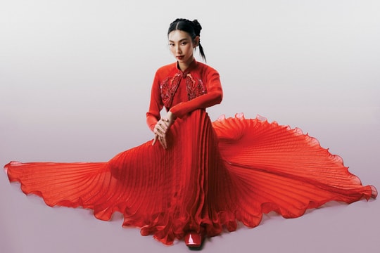 Hoa hậu Thùy Tiên: Tôi muốn quảng bá văn hóa Việt Nam ra thế giới