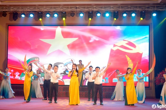 Sôi nổi Hội thi 'Cán bộ công đoàn cơ sở giỏi' thành phố Vinh