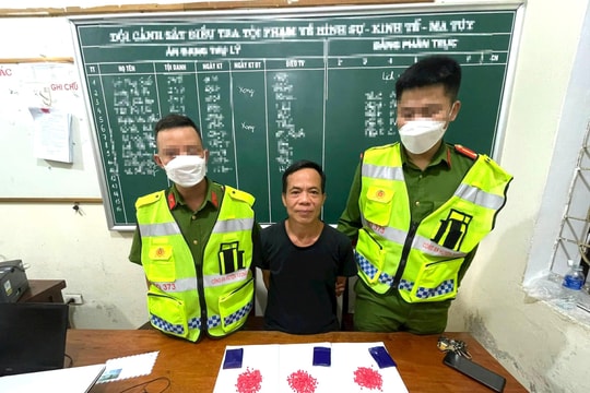 Công An Nghệ An bắt quả tang kẻ tàng trữ gần 1.000 viên hồng phiến
