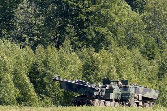 Phương Tây nói về các vụ tấn công Nga bằng tên lửa phóng loạt HIMARS của Mỹ