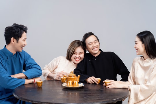 Hoài Linh, Lê Giang và bộ ảnh dịp lễ Vu Lan có 'một không hai'