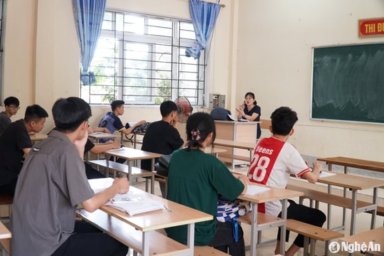 Thủ tướng Chính phủ Phạm Minh Chính chỉ đạo 'có học sinh là phải có giáo viên’