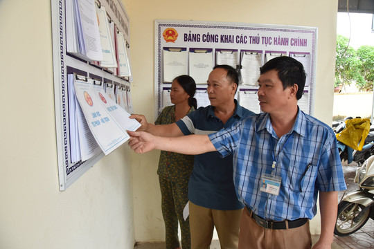 Thiếu cán bộ chuyên môn: Thách thức trong quản lý giáo dục cấp xã