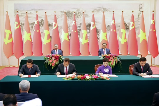 14 văn kiện hợp tác Việt - Trung vừa được ký kết