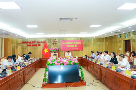Đoàn ĐBQH Nghệ An tham gia phiên chất vấn và trả lời chất vấn của Ủy ban Thường vụ Quốc hội