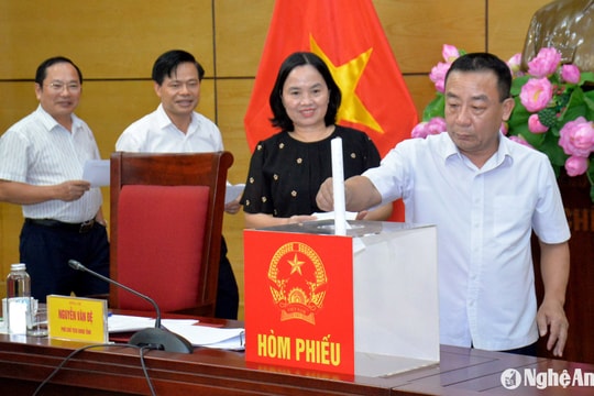 Nghệ An công nhận thêm 8 xã đạt chuẩn nông thôn mới, nông thôn mới nâng cao