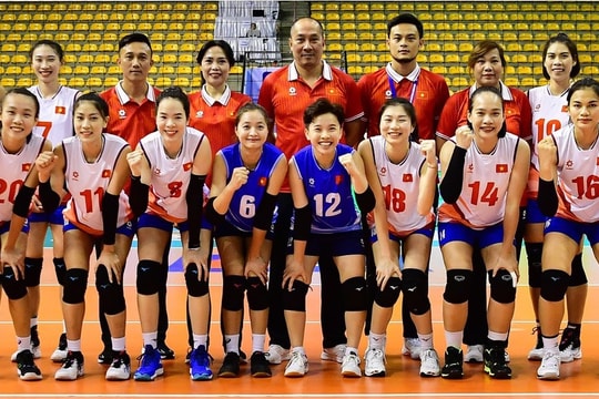 Hàng loạt tuyển thủ bóng chuyền nữ Việt Nam bất ngờ bị phát hiện sự thật, chỉ vài người nằm ngoài nhóm này