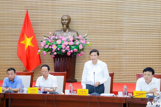 Tập trung triển khai Nghị quyết 137 của Quốc hội về bổ sung thí điểm một số cơ chế, chính sách đặc thù phát triển tỉnh Nghệ An