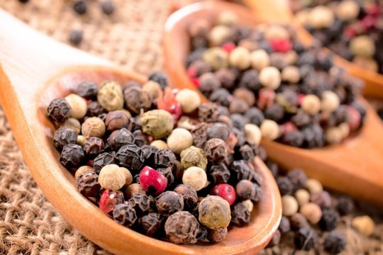 Giá tiêu hôm nay 3/1/2025: Ổn định ở hầu hết các địa phương.