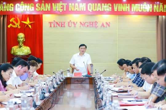 Thường trực Tỉnh ủy Nghệ An giao ban với các cơ quan trong khối Nội chính