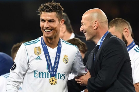 Ronaldo ra yêu sách để Zidane làm HLV Al Nassr