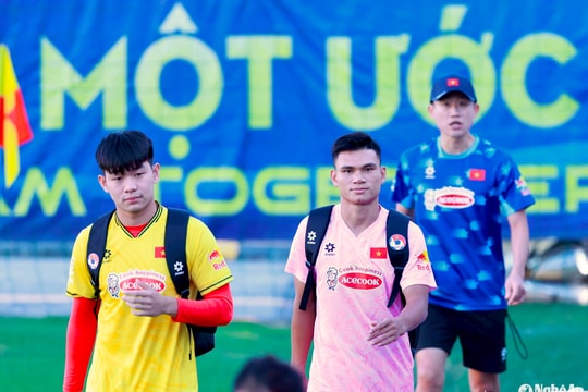 Đội tuyển Việt Nam thiếu vắng nhiều trụ cột ở buổi tập đầu tiên