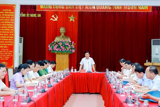 Nghệ An đẩy mạnh công tác giám sát, thanh tra, kiểm tra việc chấp hành kỷ luật, kỷ cương, đạo đức công vụ