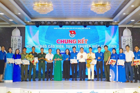 Bí thư Đoàn xã Châu Phong ( Quỳ Châu) đạt giải Nhất Hội thi Báo cáo viên, tuyên truyền viên giỏi cấp tỉnh