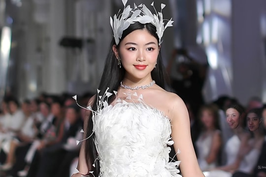 Nhận nhiều tranh cãi khi lần đầu catwalk, con gái Quyền Linh nói gì?