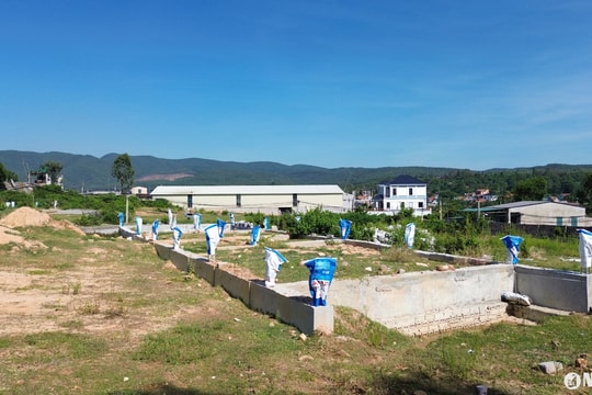 Hàng loạt công trình xây dựng trái phép tại thị xã Hoàng Mai