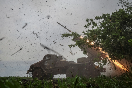 Mỹ có thể chấm dứt xung đột ở Ukraine chỉ bằng 'một cuộc gọi' tới Nga?