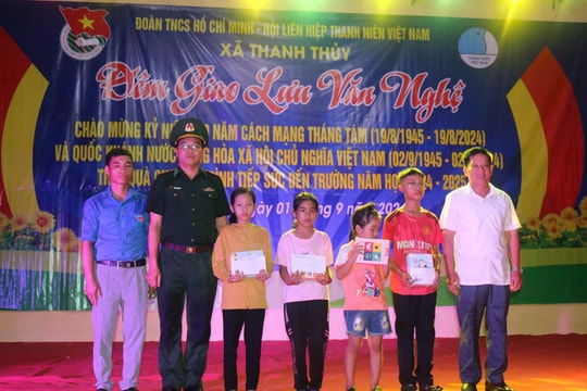 Nhiều hoạt động ý nghĩa dịp Tết Độc lập tại khu vực biên giới Nghệ An