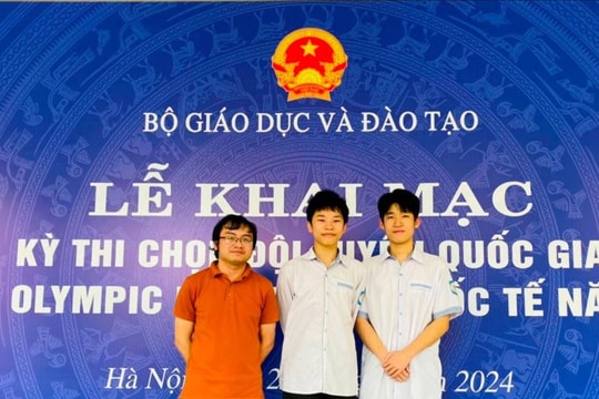 Đôi bạn thân và những tấm Huy chương Vật lý quốc tế cùng thầy giáo trẻ 9X