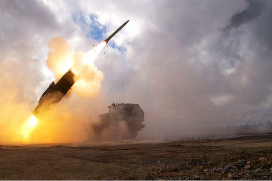 Mỹ tiến gần thỏa thuận chuyển tên lửa tầm xa cho Ukraine