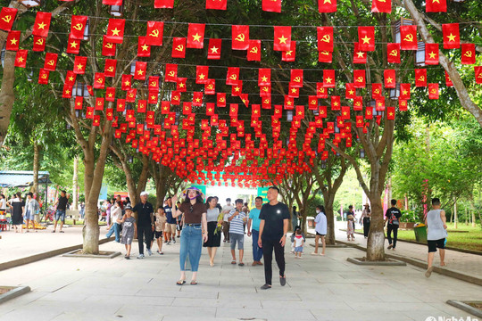 Nghe An welcomes 320,000 tourists during the September 2nd holiday