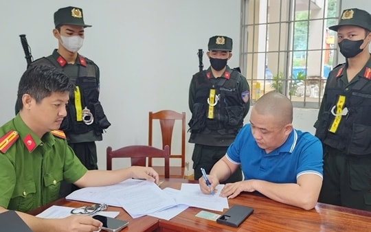 Lừa bán 'vịt trời' rồi chiếm đoạt 23 tỷ đồng