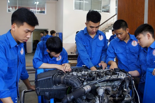 Các trường nghề ở Nghệ An 'được mùa' tuyển sinh