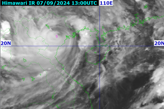 Hình ảnh, video bão Yagi đổ bộ vào Quảng Ninh, Hà Nội chiều ngày 7/9