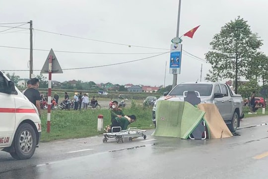 Va chạm với ô tô trên Quốc lộ 46, người đàn ông không qua khỏi