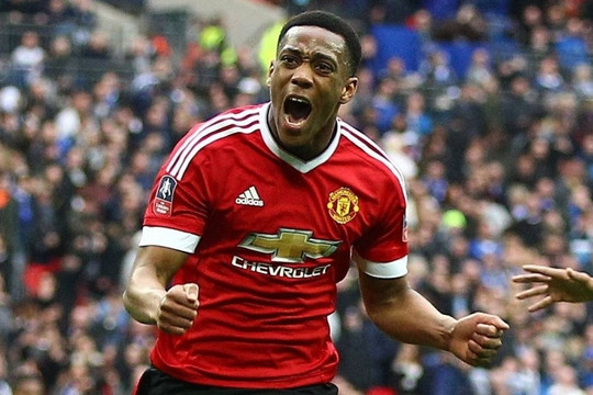 Martial: Vị vua không ngai ở đâu cho anh?